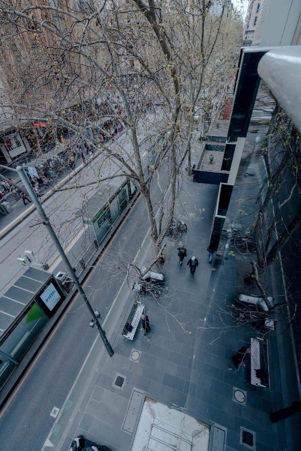 Absolute Collins Apartments Melbourne Exterior photo