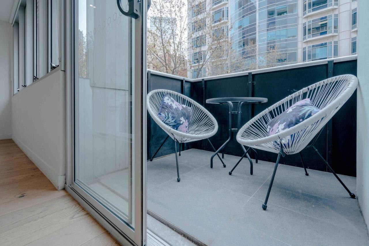 Absolute Collins Apartments Melbourne Exterior photo